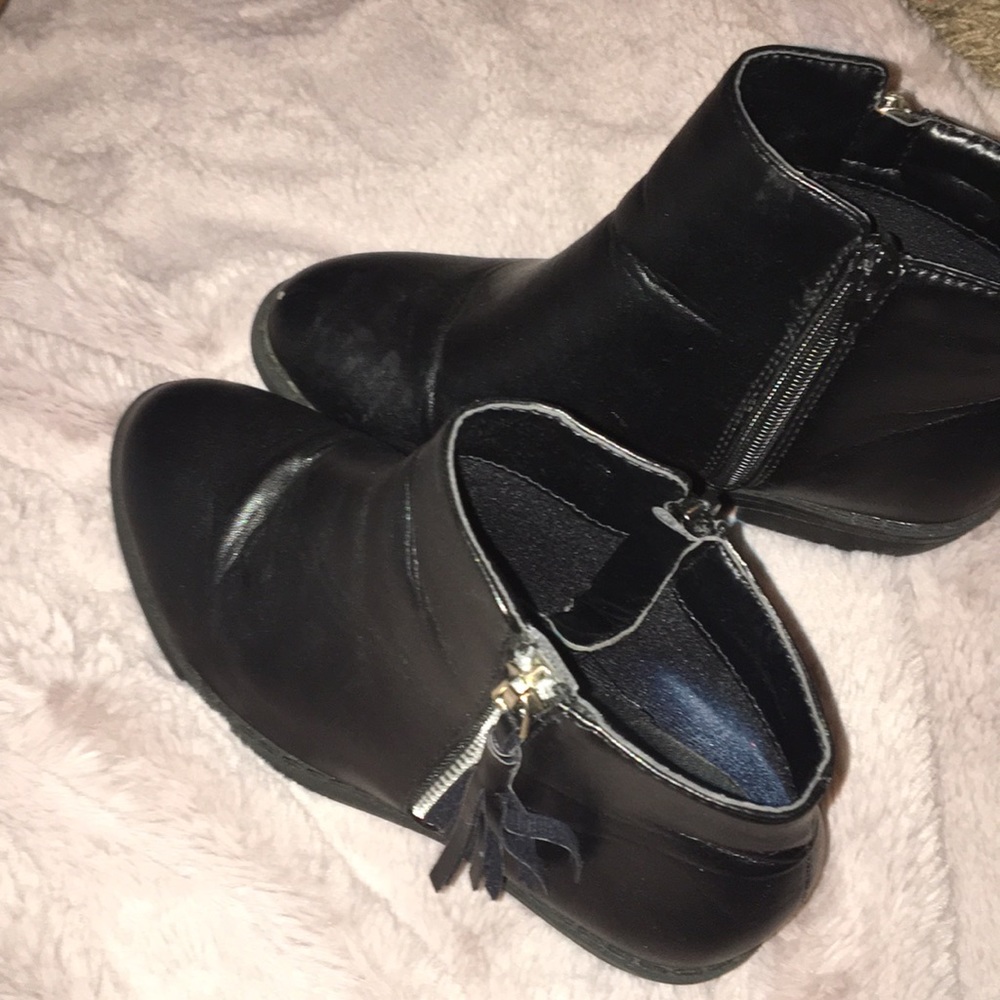 Very Cute short boots!